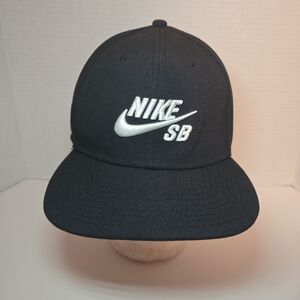 Nike SB Black and White Cap